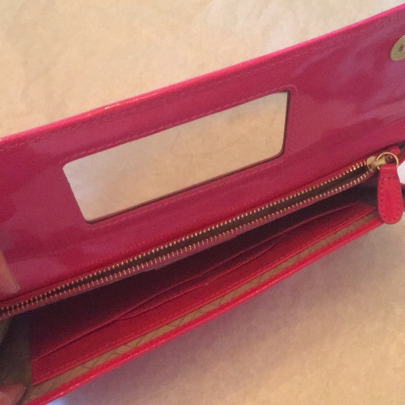 Pink satin clutch and heels - Picture 3 of 5